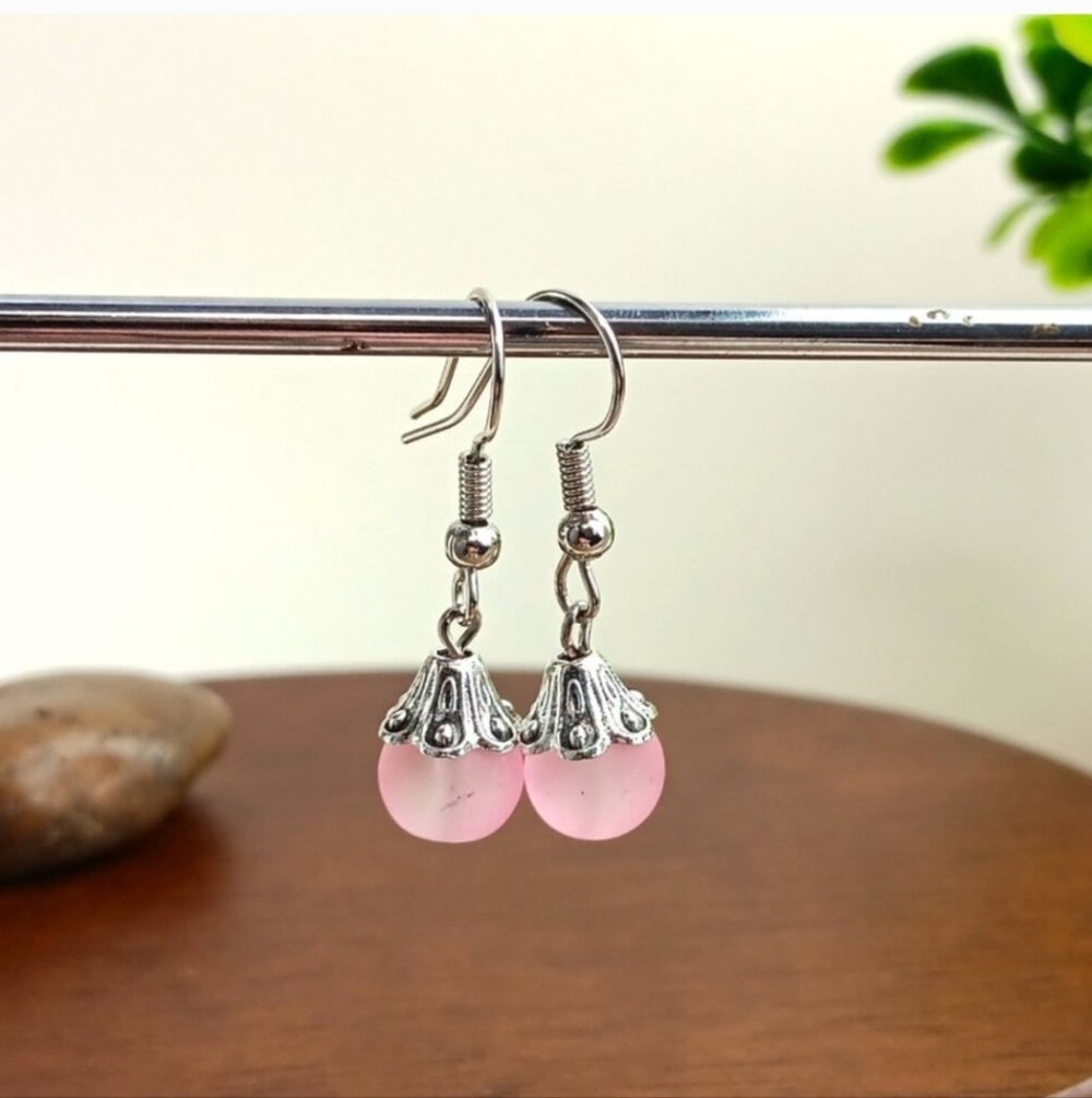 NWT Adorable Pink Matte Glass Bead Silver Stainless Steel Earrings!!